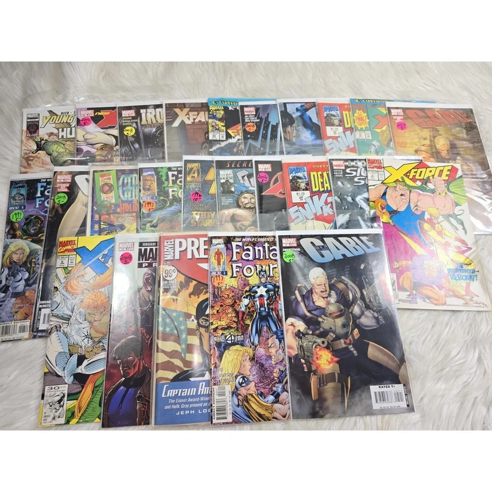 Marvel Comics - 25 Comic Books! Random Assortment Comics Great Condition! B5